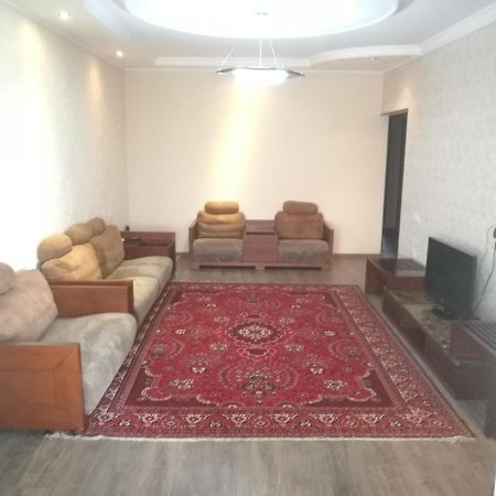 טשקנט Apartment 2 Bed Room In The Center Апартамент 3-Х Комнатная В Центре מראה חיצוני תמונה
