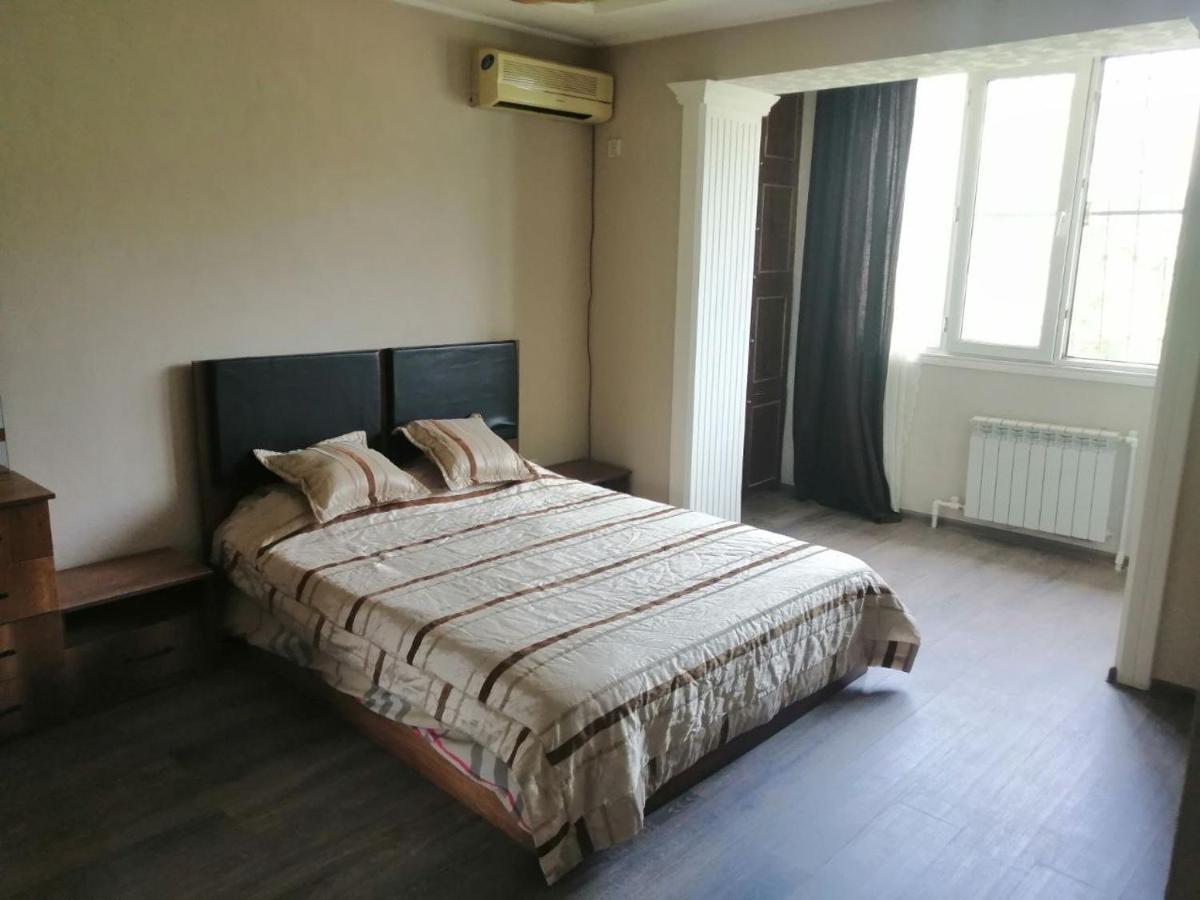 טשקנט Apartment 2 Bed Room In The Center Апартамент 3-Х Комнатная В Центре מראה חיצוני תמונה