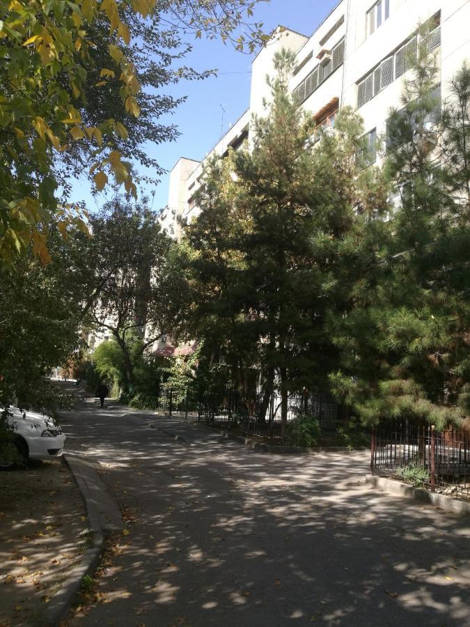 טשקנט Apartment 2 Bed Room In The Center Апартамент 3-Х Комнатная В Центре מראה חיצוני תמונה
